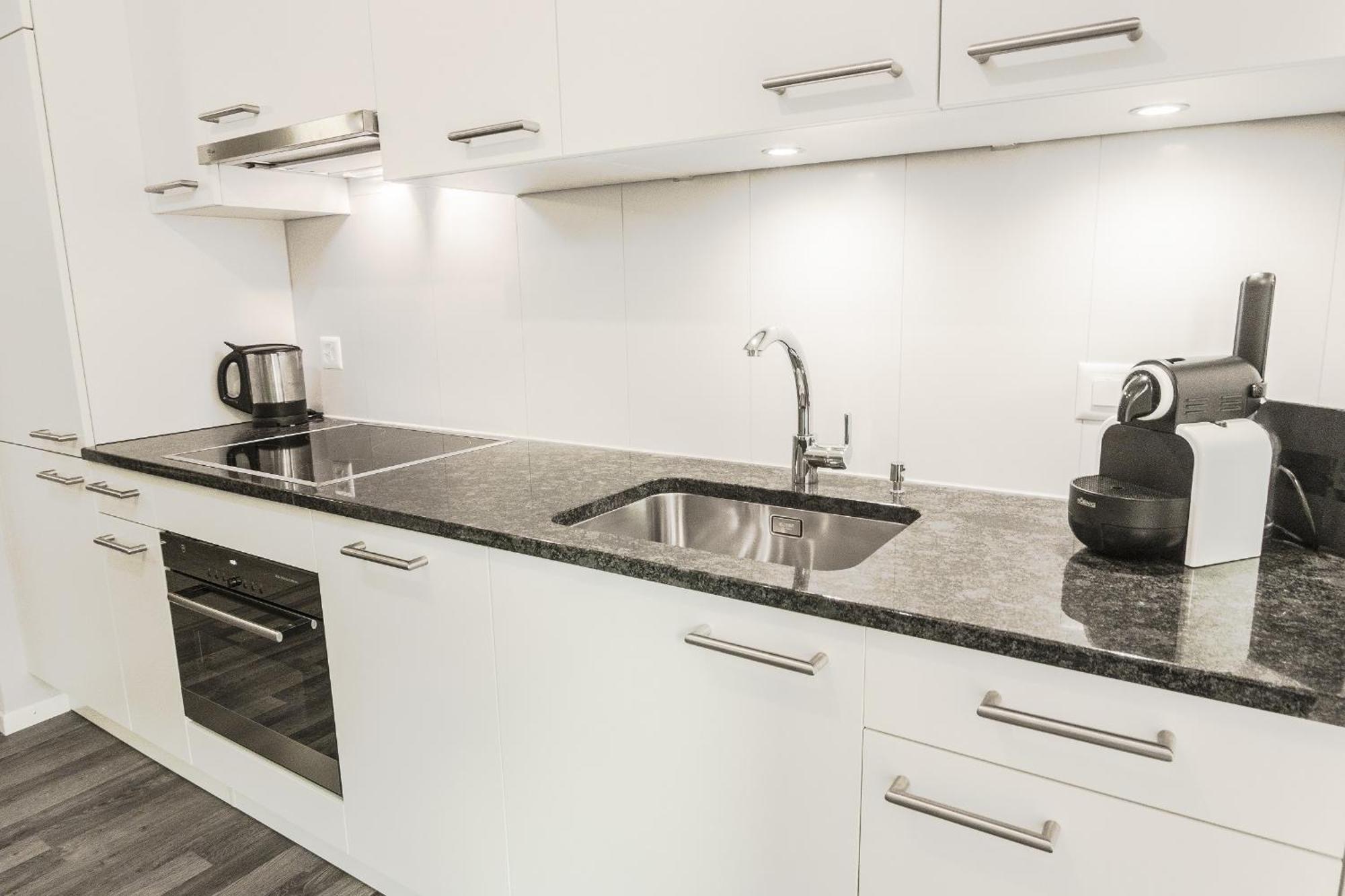 Reloc Serviced Apartments Zurich-Oerlikon Room photo